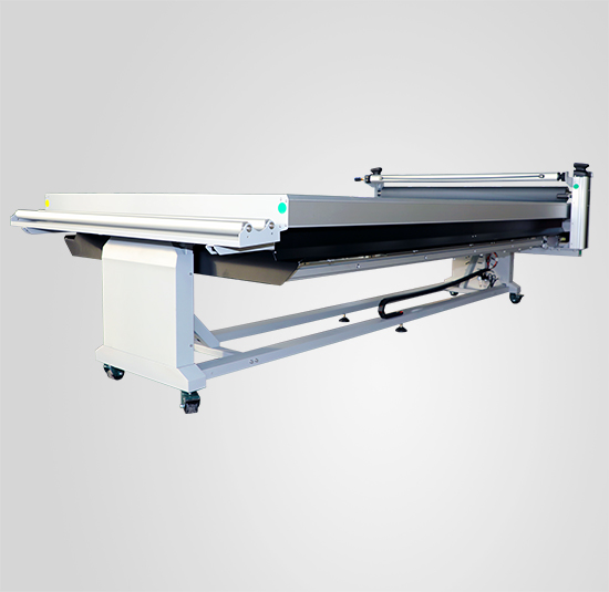 LR1325-B4 Flatbed Laminator